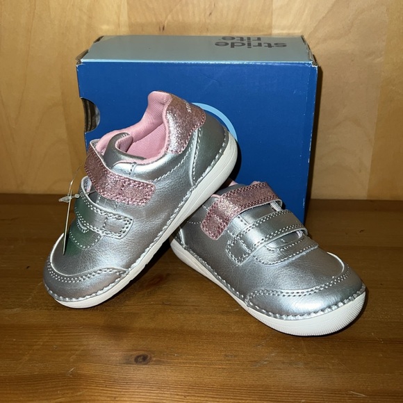 Stride Rite SM Kennedy Baby’s Shoes NIB - Picture 2 of 3